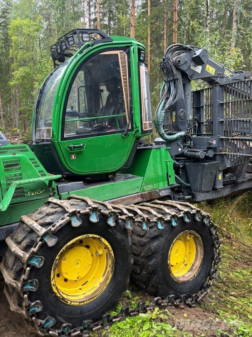 John Deere 1210G フォワーダー