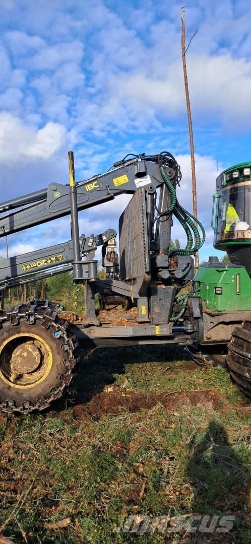 John Deere 1210G フォワーダー