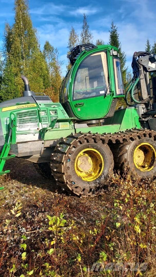 John Deere 1210G フォワーダー