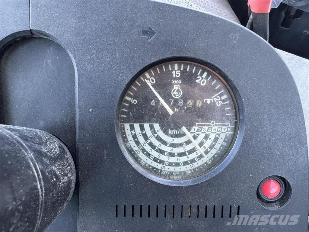 John Deere 3140 トラクター