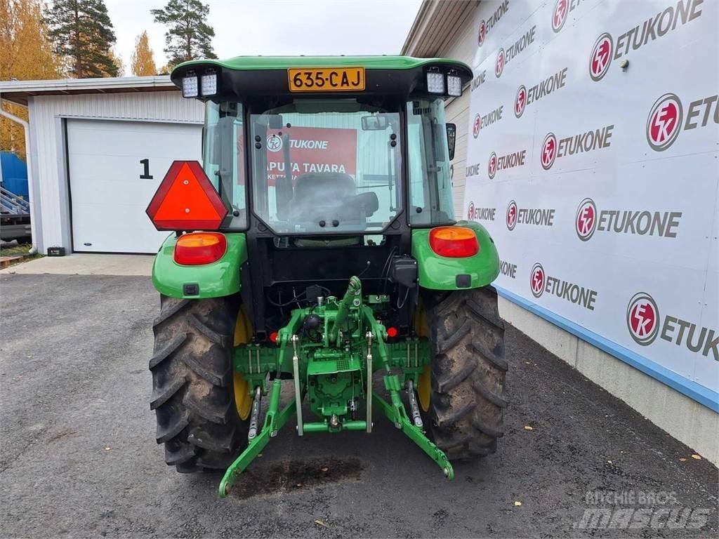 John Deere 5055e トラクター