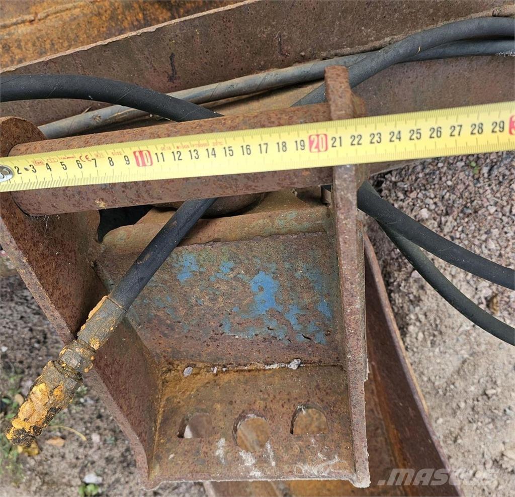  Kallistuva kauha バケット