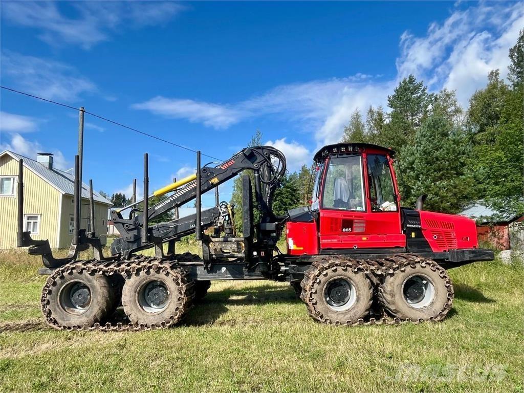 Komatsu 865 フォワーダー