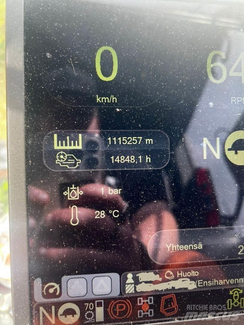 Komatsu 901 XC ハーベスター