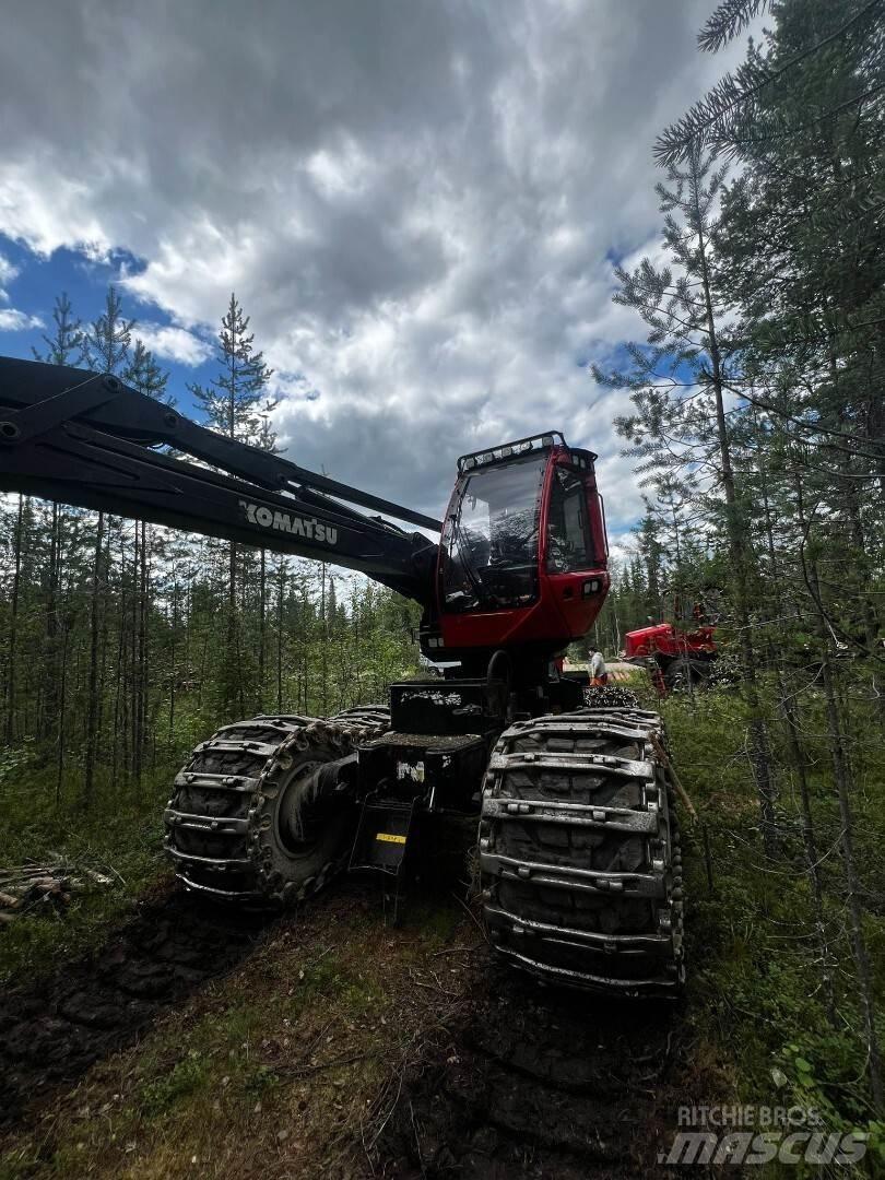 Komatsu 901 XC ハーベスター
