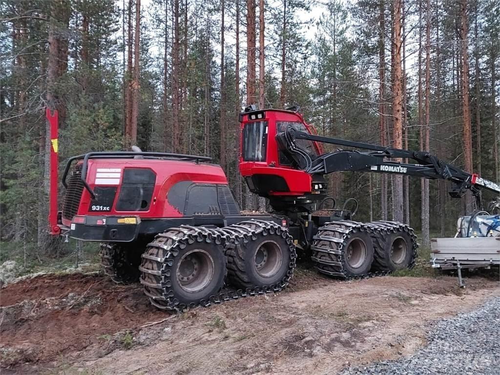 Komatsu 931 xc ハーベスター