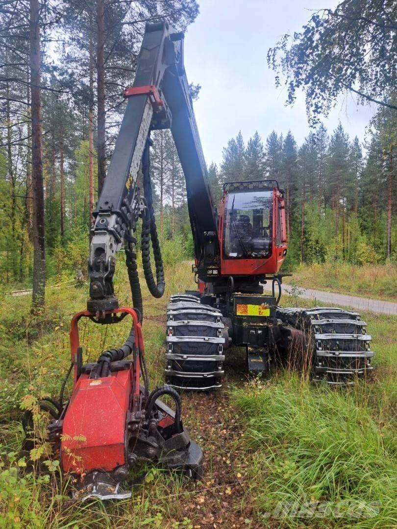 Komatsu 931 xc ハーベスター
