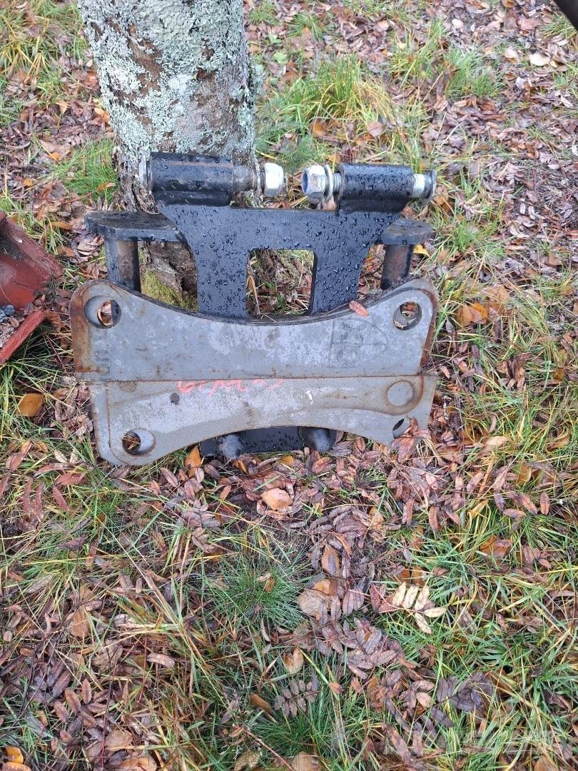 Lännen 880S バックホーローダー