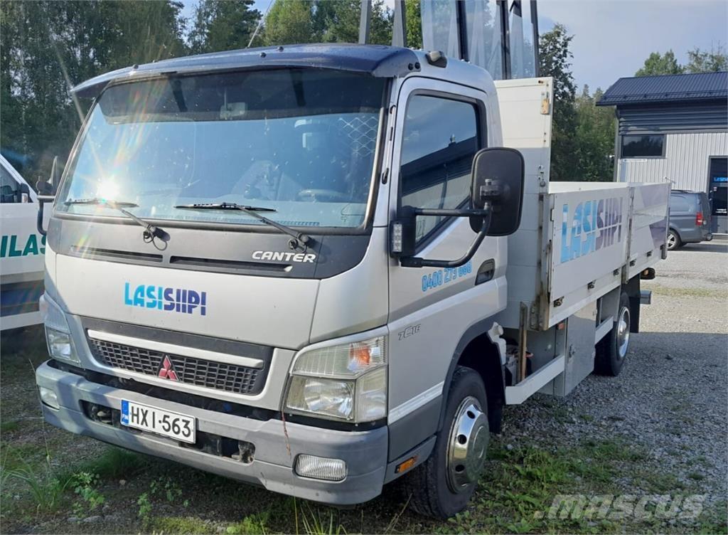 Mitsubishi Canter ピックアップ／ドロップサイド