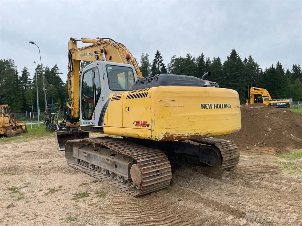 New Holland E215B 大型油圧ショベル12t以上（パワーショベル・ユンボ）