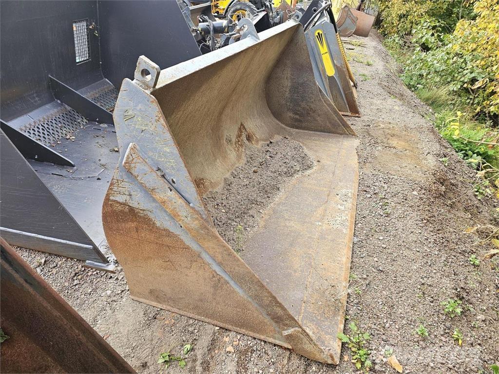 Pome Kauha バケット