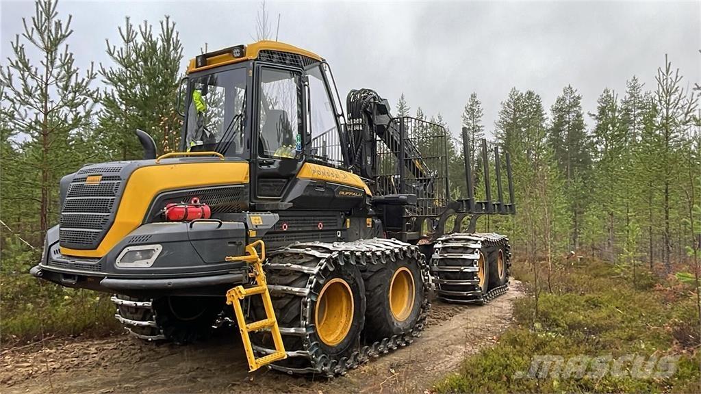 Ponsse Buffalo フォワーダー