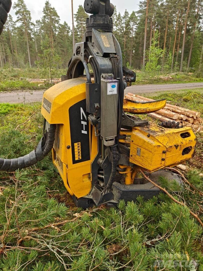 Ponsse Ergo 8WD ハーベスター