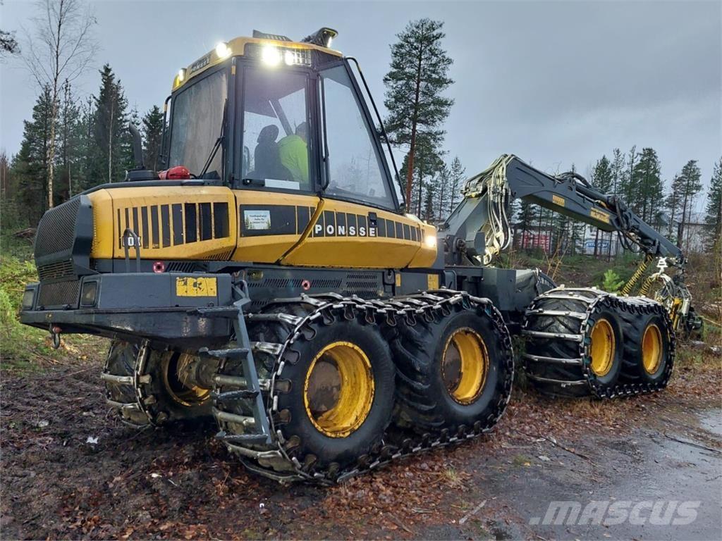 Ponsse FOX ハーベスター