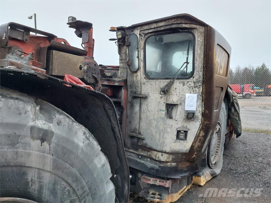 Sandvik TORO 621 ホイールローダー・タイヤショベル