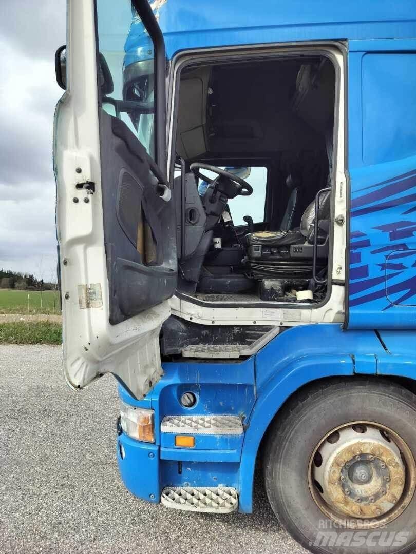 Scania R 560 6X2 中古トラクターヘッド | トレーラーヘッド