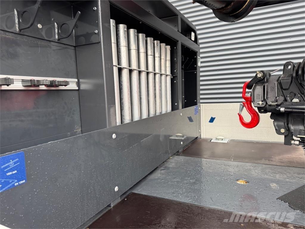 Scania R500 8X4 クレーントラック、ユニック車