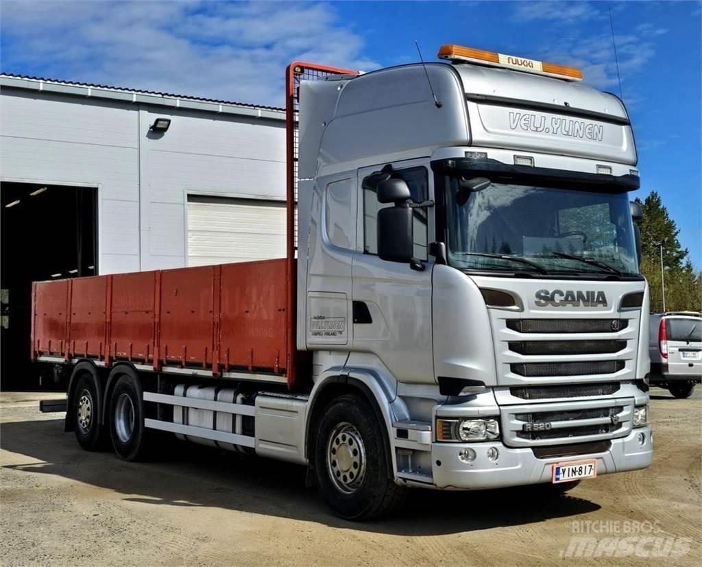 Scania R520 6x2 平ボディー