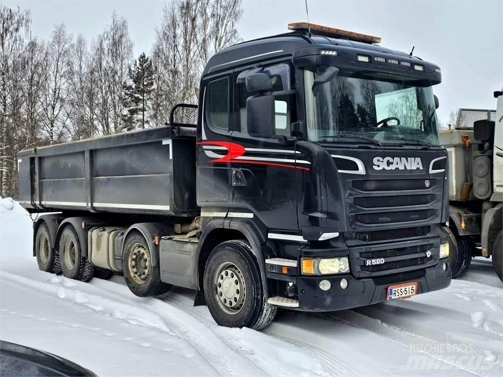 Scania R580 8x4 ダンプ
