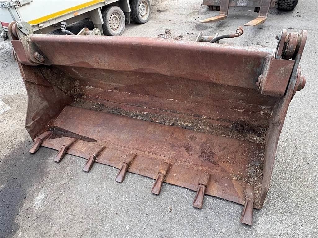 Schaeff SKL 835 ホイールローダー・タイヤショベル