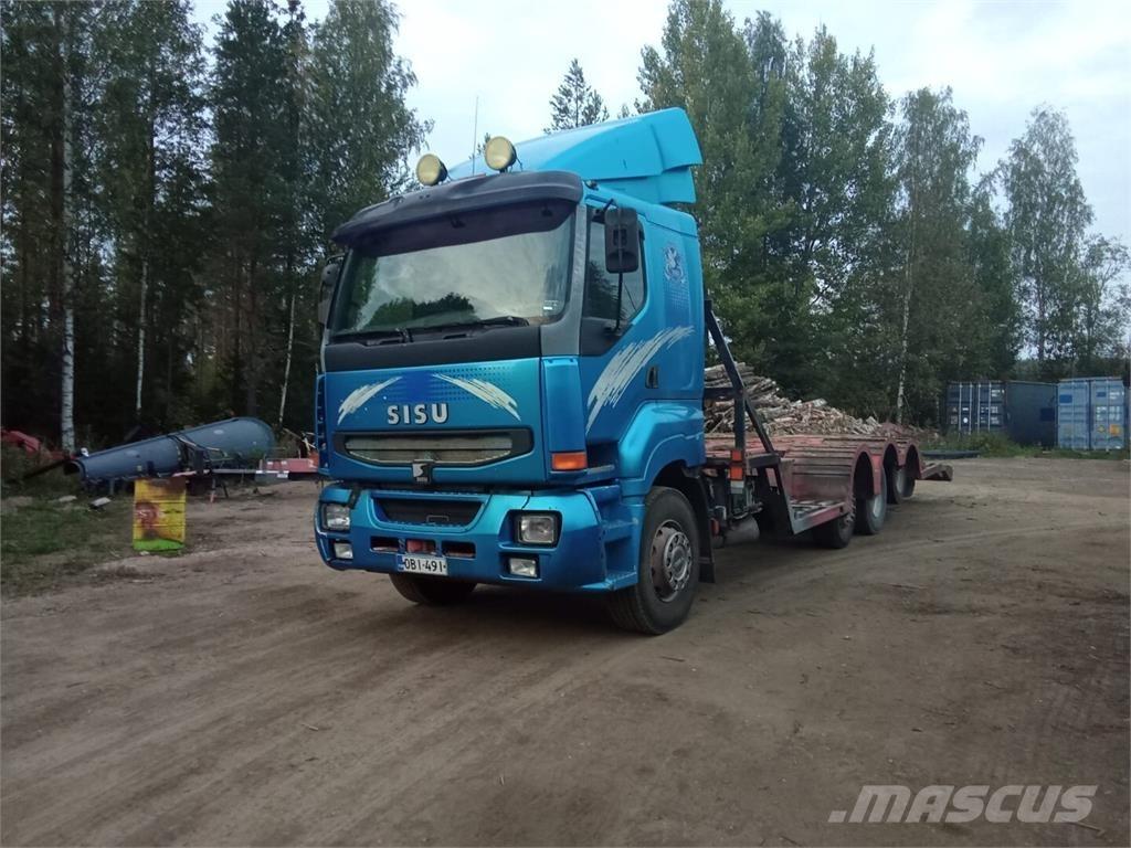 Sisu E12 林業機械輸送トラック
