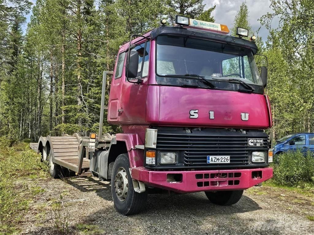 Sisu SM 510 6x2 林業機械輸送トラック