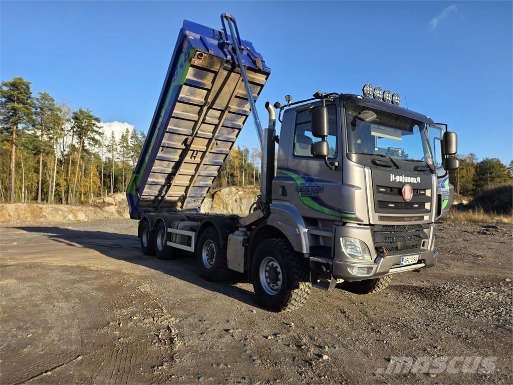 Tatra Phoenix トラクター