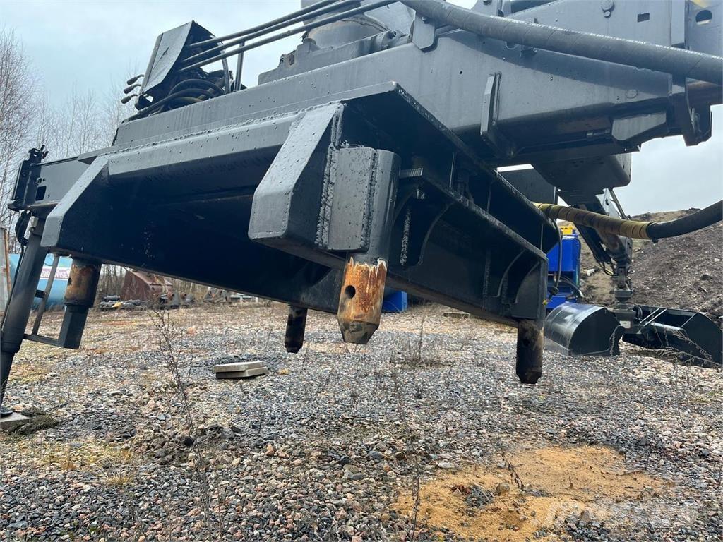 Tatra Phoenix トラクター