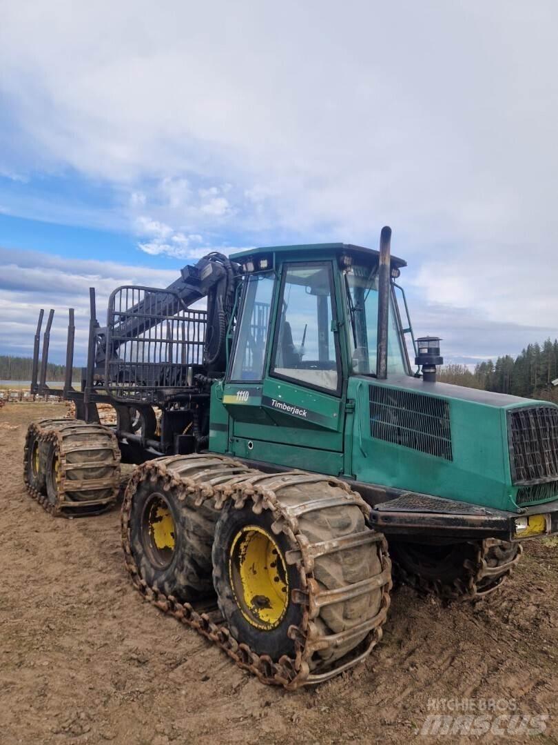Timberjack 1110 フォワーダー