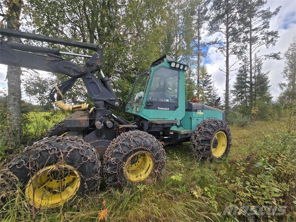 Timberjack 1270 ハーベスター