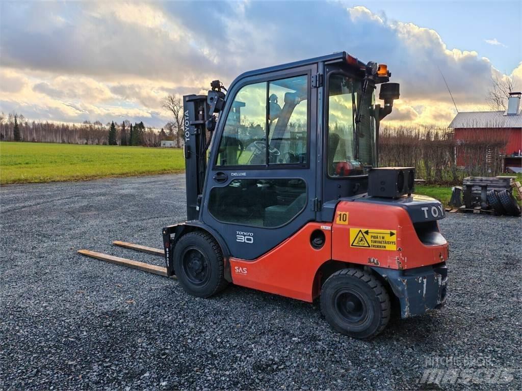 Toyota 52-8FDF30 ディーゼル・軽油