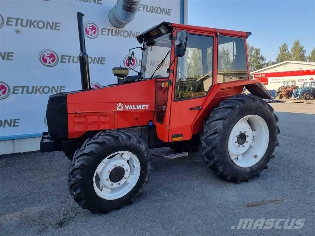 Valmet 505-4 GLTX トラクター