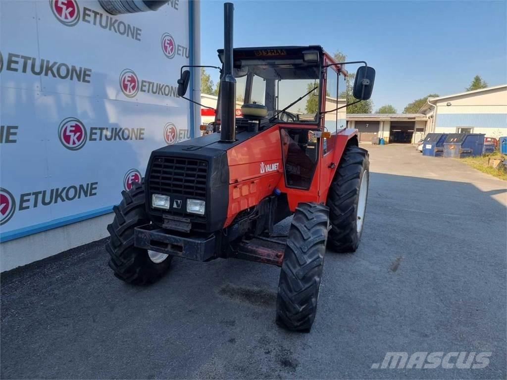 Valmet 505-4 GLTX トラクター