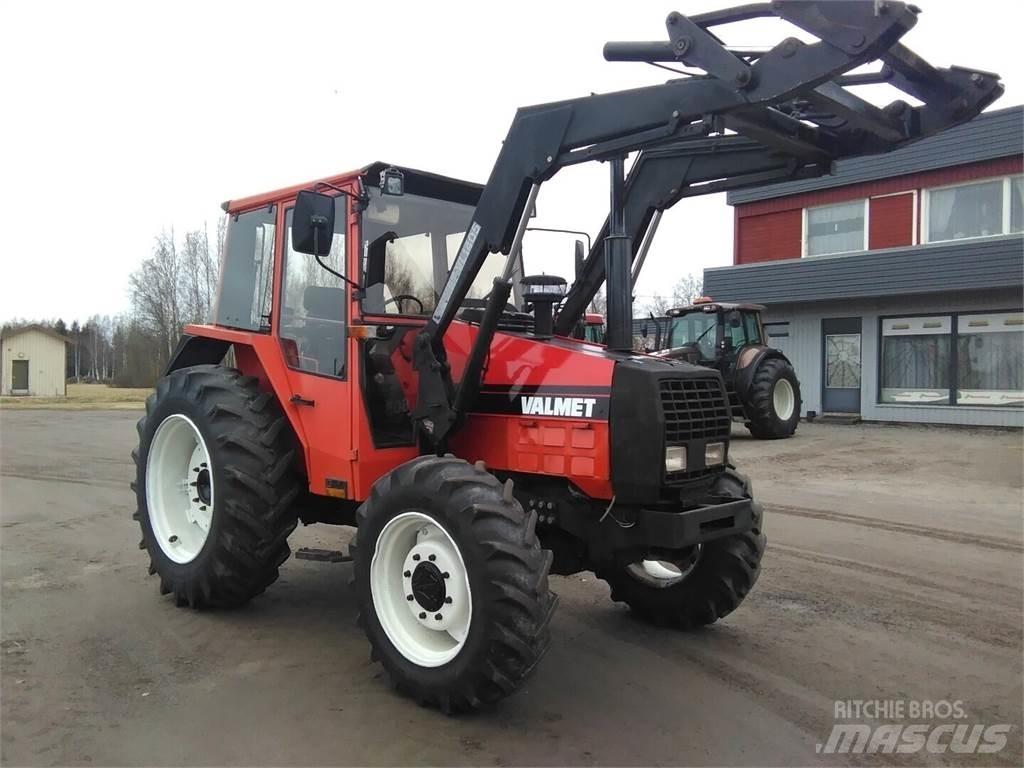 Valmet 605 T トラクター