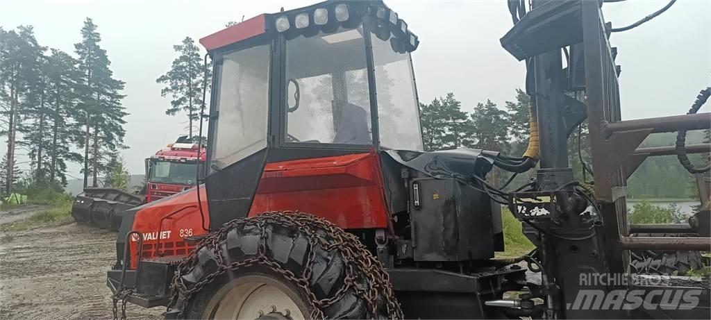 Valmet 836 フォワーダー