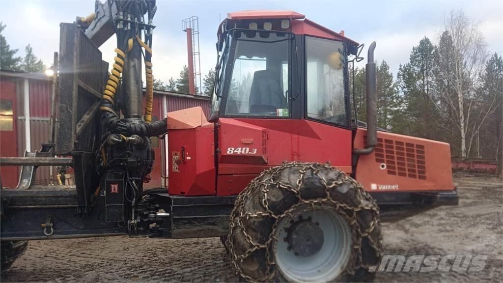 Valmet 840.3 フォワーダー