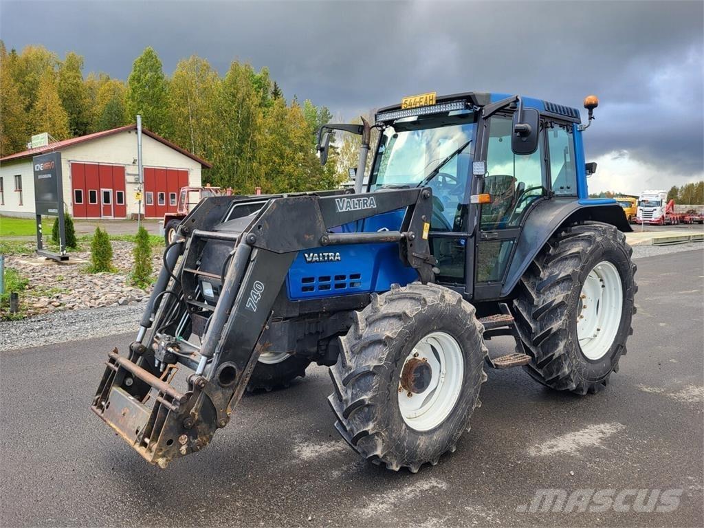 Valtra 6300-4 トラクター