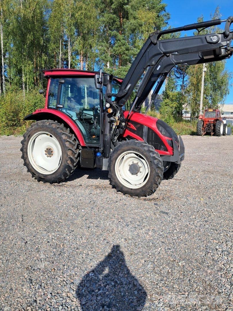 Valtra A94 hitec トラクター