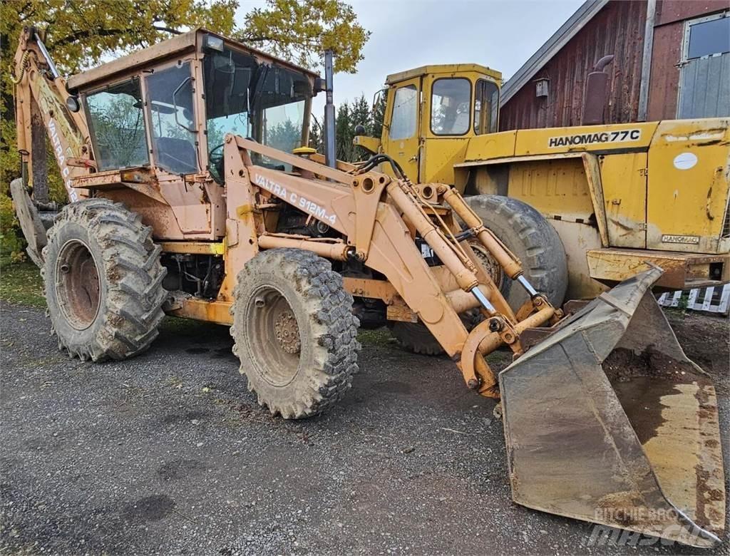 Valtra C 912M-4 バックホーローダー