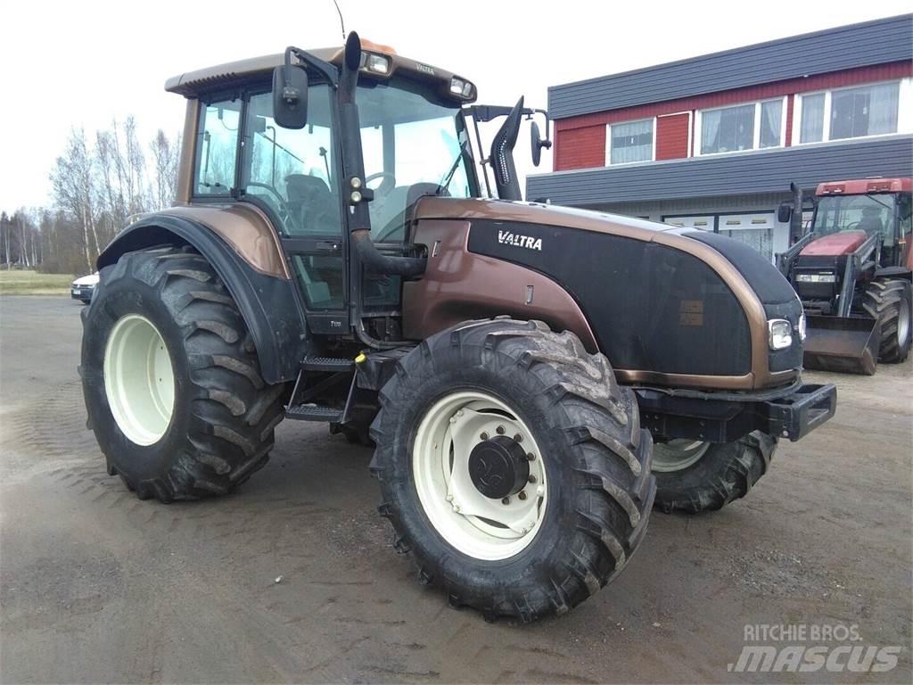Valtra T 170 トラクター