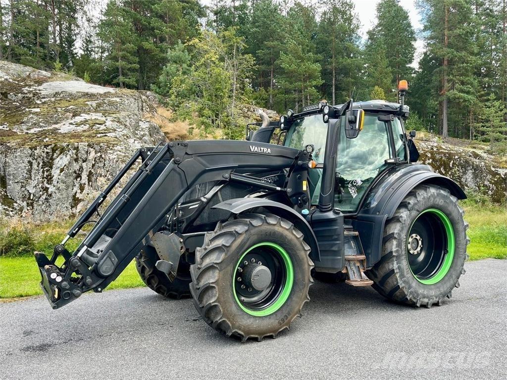 Valtra T234 Versu トラクター