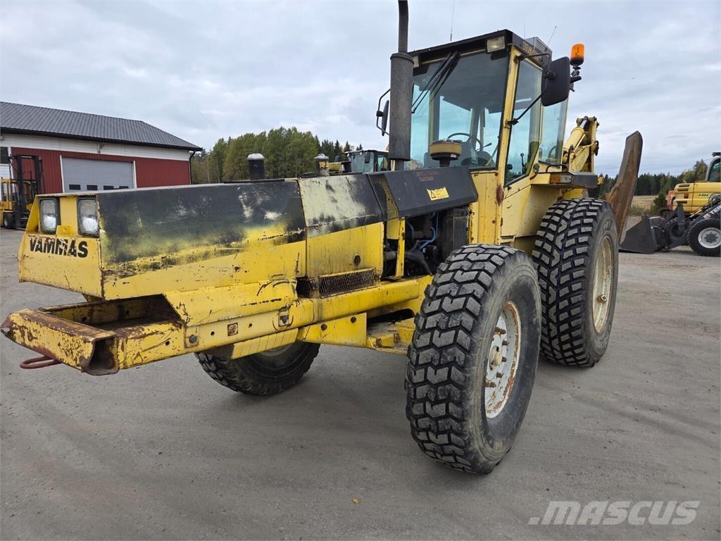 Vammas Major ホイール式油圧ショベル（パワーショベル・ユンボ・バックホー）
