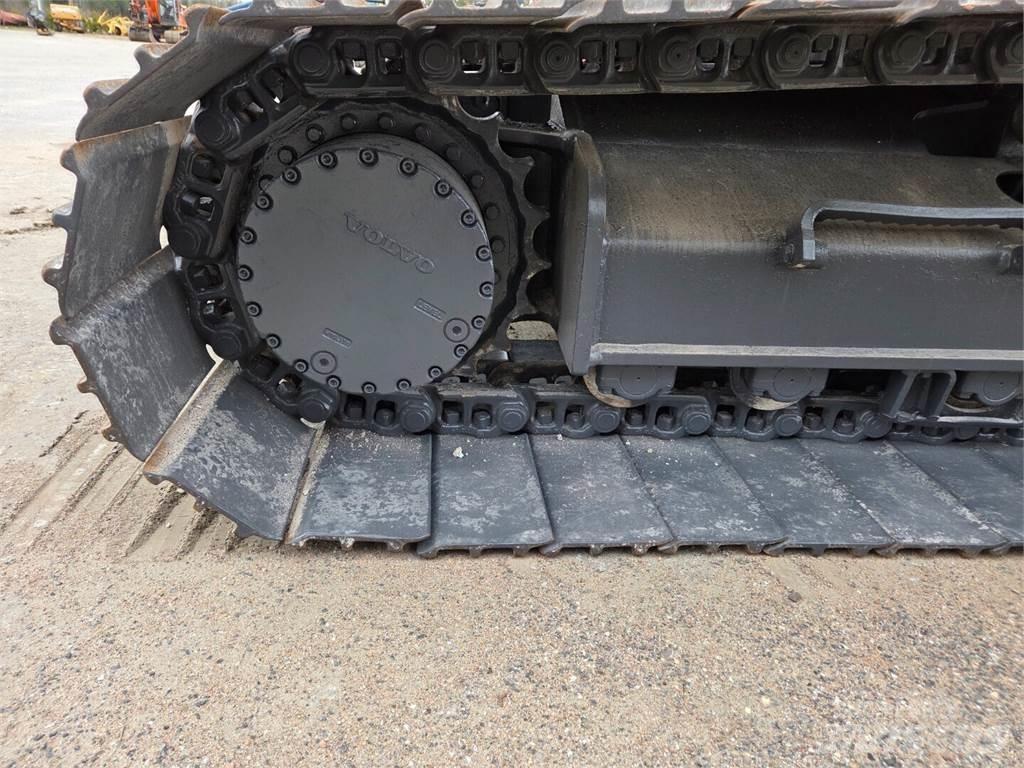 Volvo EC210CL 大型油圧ショベル12t以上（パワーショベル・ユンボ）