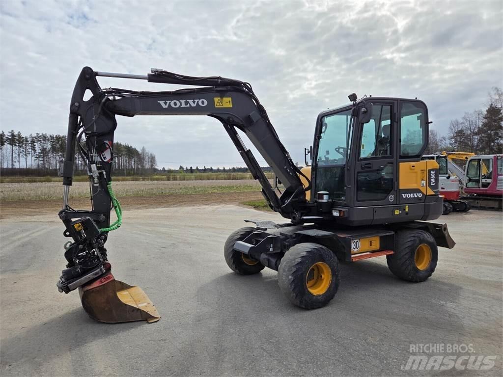 Volvo EW60E ホイール式油圧ショベル（パワーショベル・ユンボ・バックホー）