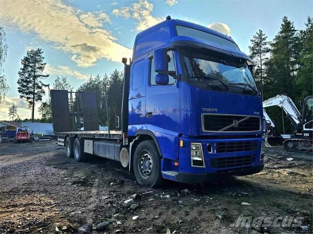 Volvo FH12 6x2 平ボディー