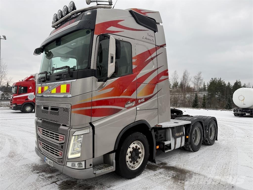 Volvo FH13 中古トラクターヘッド | トレーラーヘッド
