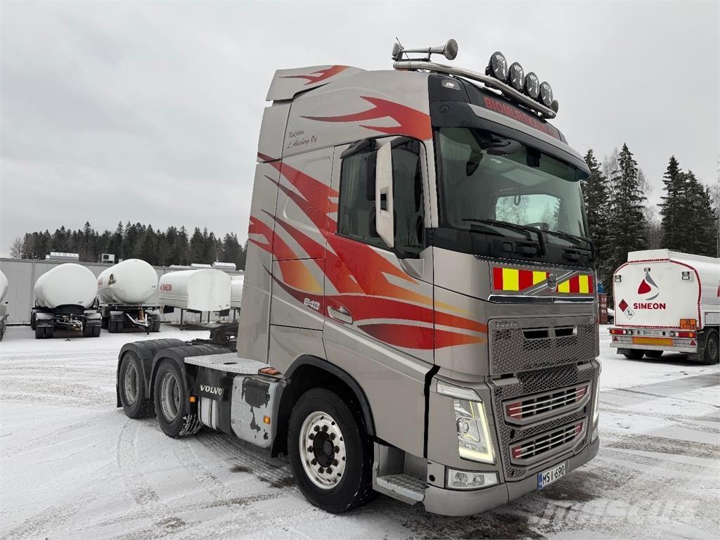 Volvo FH13 中古トラクターヘッド | トレーラーヘッド