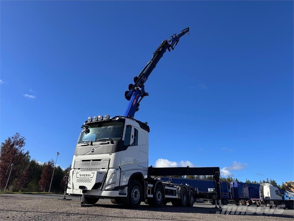 Volvo FH13 8x4 ローダークレーン