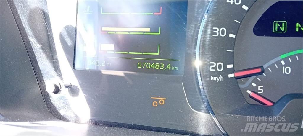 Volvo Fh16 車両運搬車、キャリアカー