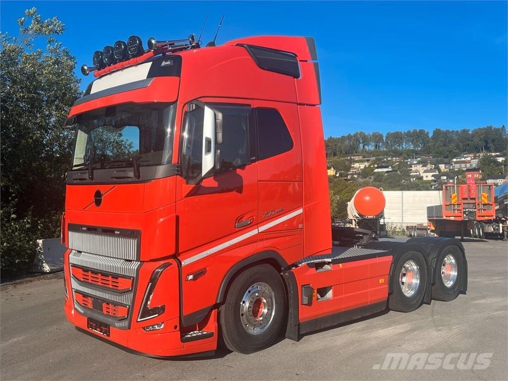 Volvo FH16 750 中古トラクターヘッド | トレーラーヘッド